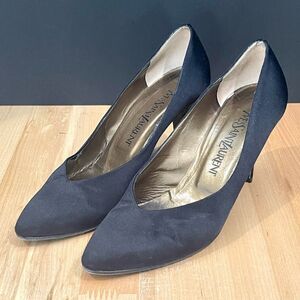 Vintage Yves Saint Laurent Black Satin Pumps. Size 7M.